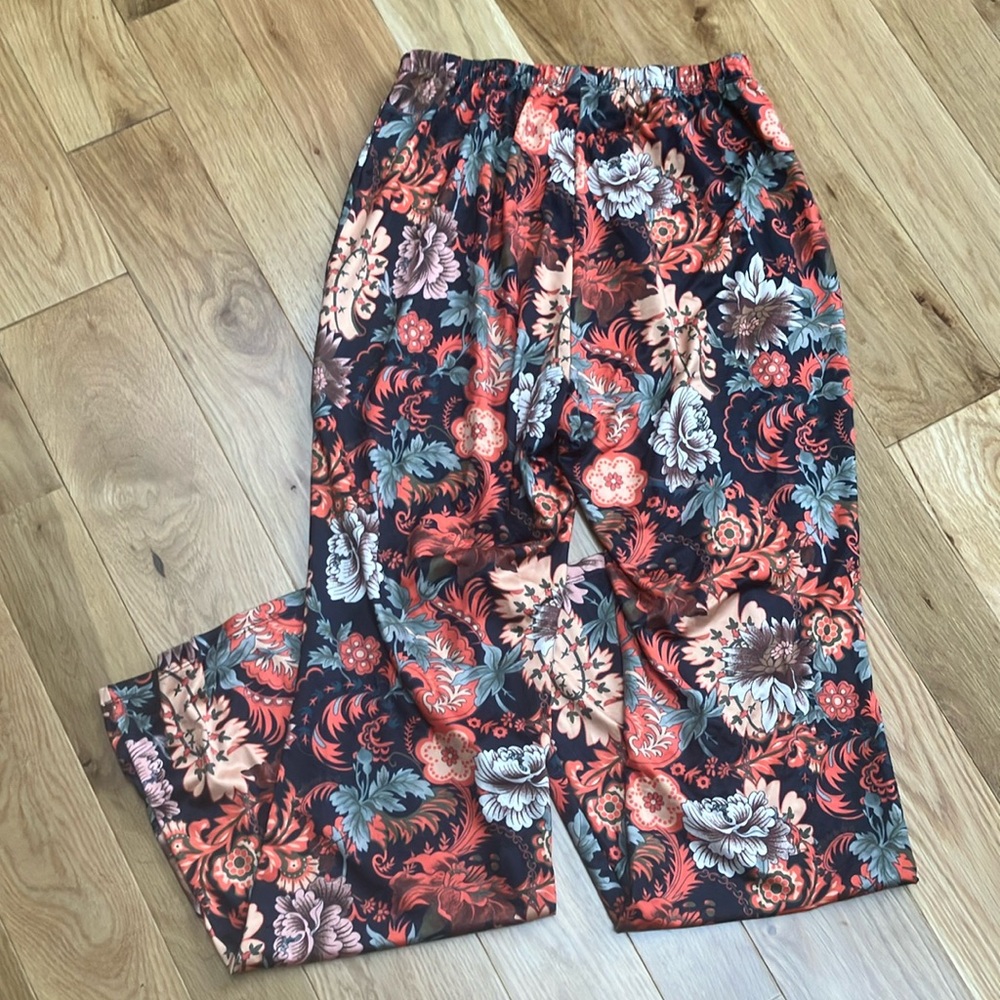 SHEIN Multicolor Floral flared stretch Pants size large - Picture 4 of 4